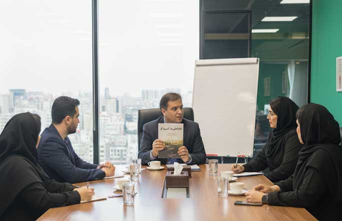 چاپ کتاب برای رزومه و برندسازی شخصی